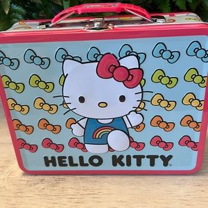 Hello Kitty vintage lunch box